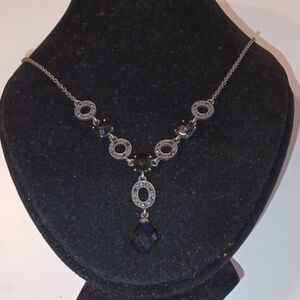 Avon 20" Silver Necklace with Black Accents NWOT